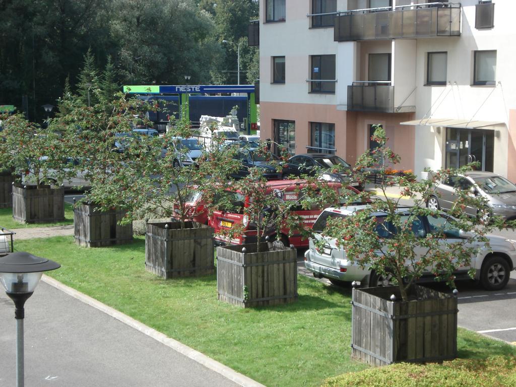 Riga Apartment Brivibas With Private Parking Экстерьер фото