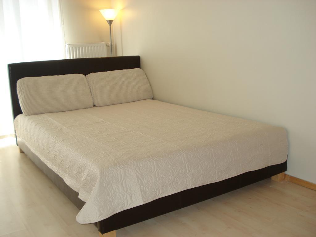 Riga Apartment Brivibas With Private Parking Экстерьер фото